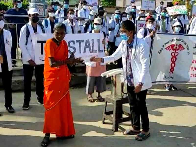 daoctor protest