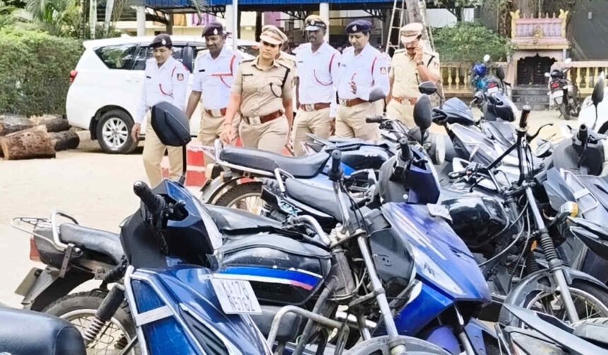 davangere traffic police 1